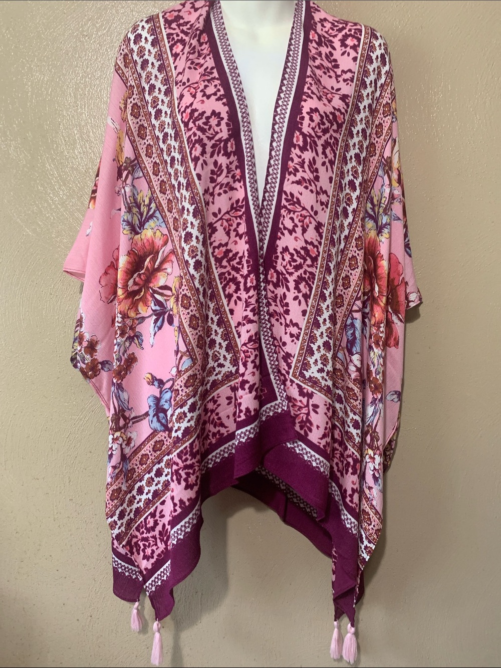 Vince Camuto O/S Pink Floral Open-Front Poncho Kimono NWT